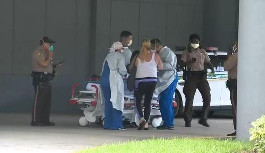 Dos Niñas Resultan Heridas En Tiroteo En Hialeah 3474